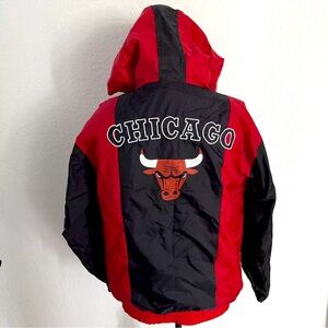 Chicago Bulls NBA 1/4 Zip Wind Breaker Hooded Jacket Size Medium